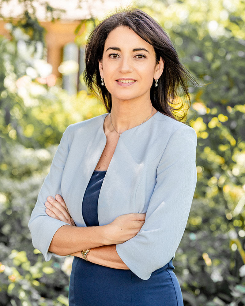 Expert-Lucia-Pelosini-LP-ophthalmology-Gatwick