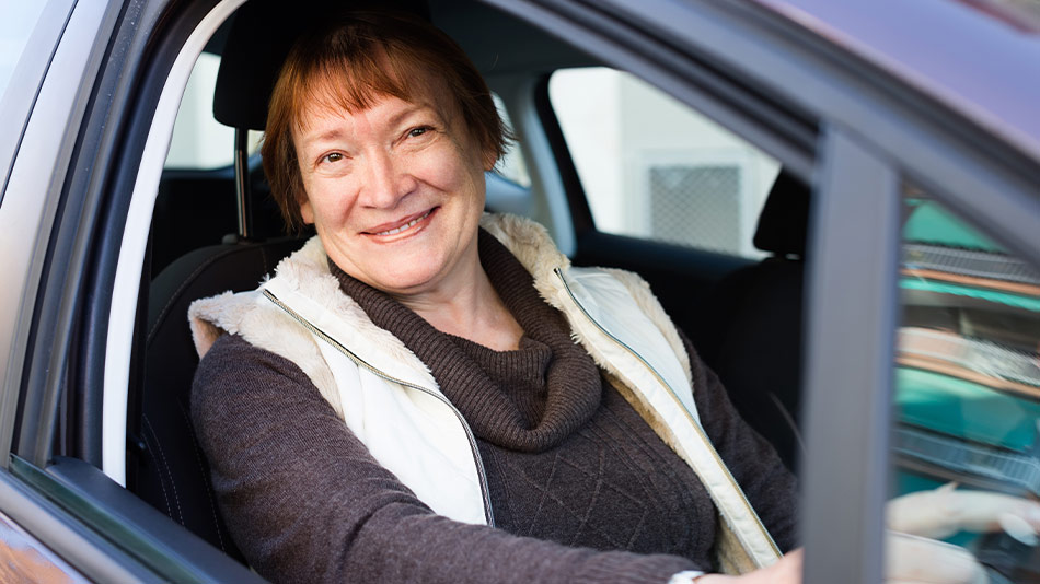 How-long-after-cataract-surgery-can-you-drive–Lucia-Pelosini-LP-ophthalmology-Gatwick